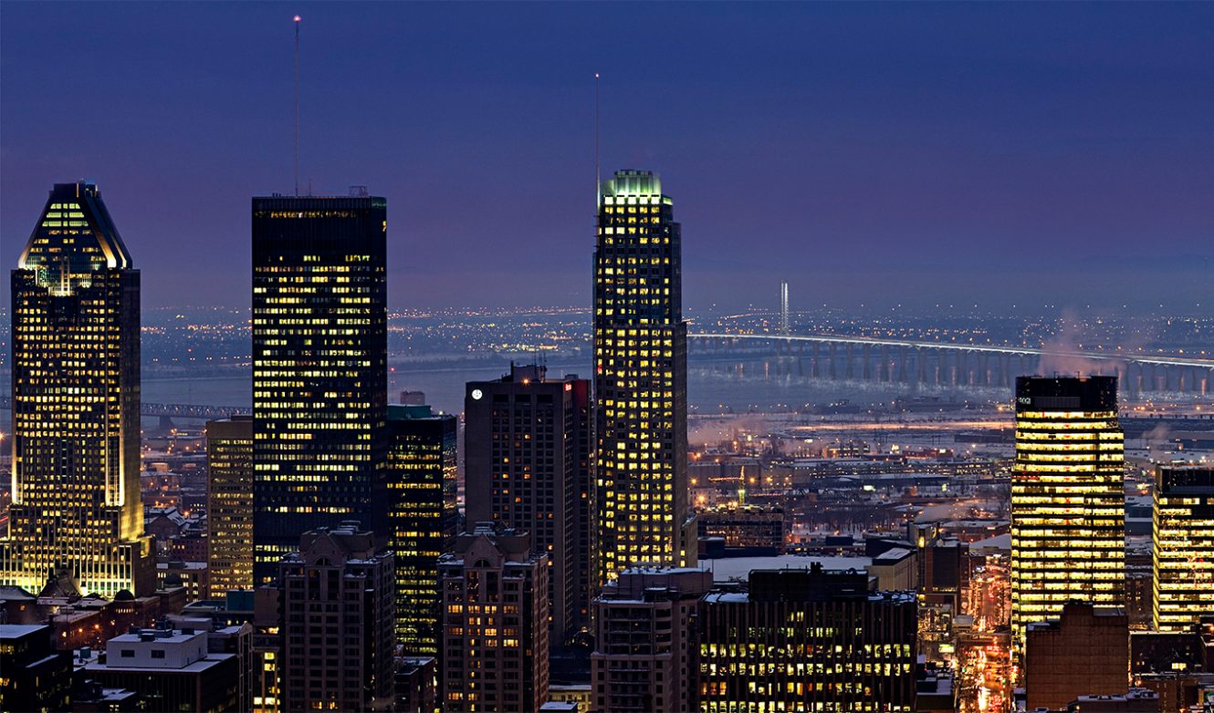 Horizon de la ville de Montreal la nuit